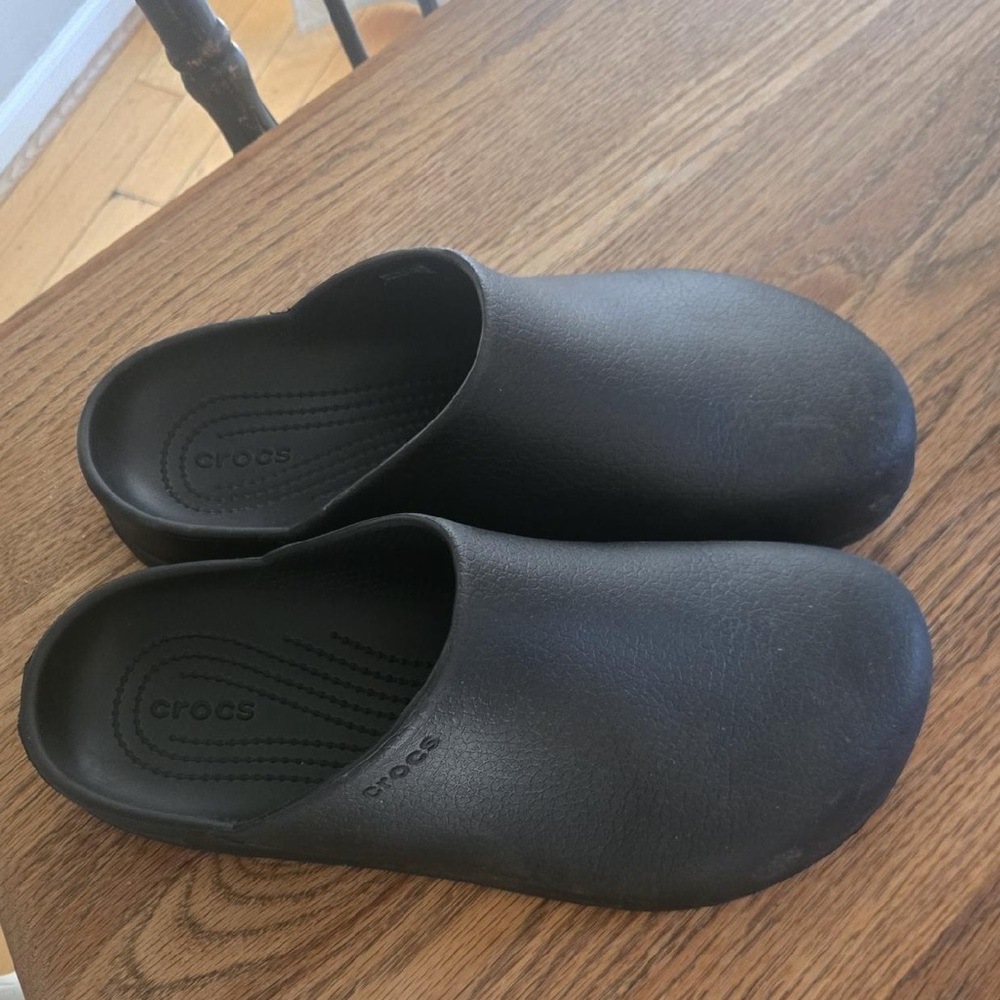 Crocs Dylan clogs